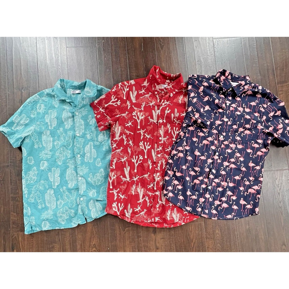 Men's Camp Shirt Lot of 3 Size M Old Navy Linen Flamingo Cactus Lizard Button Up